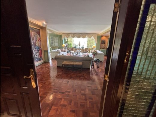 Kamienica w Escazú, Provincia de San José