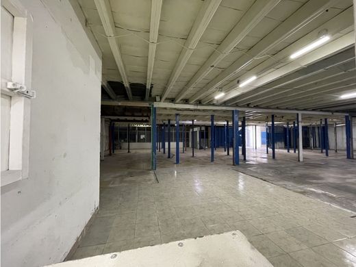 Kamienica w Pavas, Cantón de San José