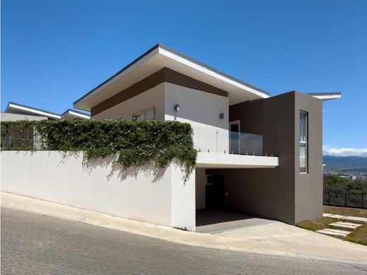 Complexos residenciais - Guachipelín, Escazú