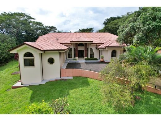 Luxe woning in Orotina, Provincia de Alajuela