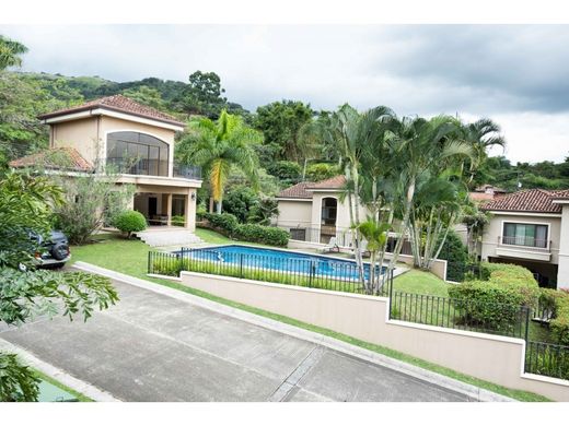 Casa di lusso a Escazú, Provincia de San José