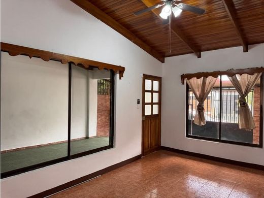 Luxury home in Alajuela, Cantón de Alajuela