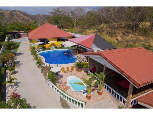Albergo a Caldera, Esparza
