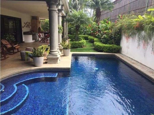 Luxury home in Santa Ana, Provincia de San José