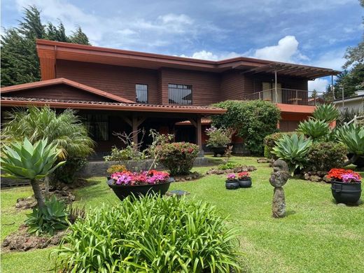 Casa di lusso a Barva, Provincia de Heredia