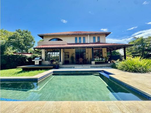 Πολυτελή κατοικία σε Santa Ana, Provincia de San José