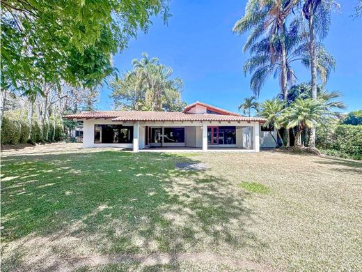Maison de luxe à Escazú, Provincia de San José