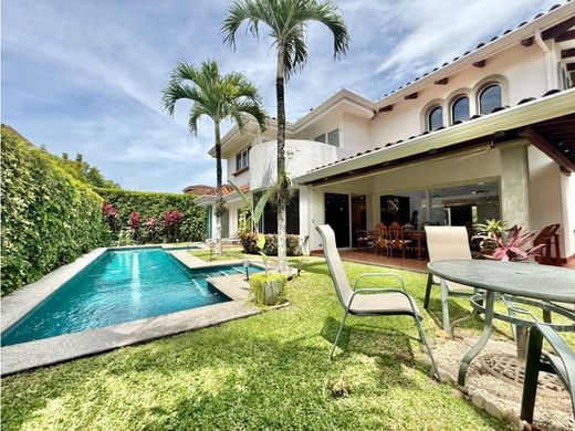 Kamienica w Pozos, Santa Ana