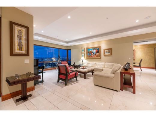 Διαμέρισμα σε Escazú, Provincia de San José