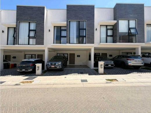 Casa de luxo - Santa Ana, Provincia de San José