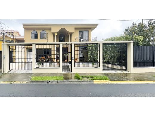 Элитный дом, Curridabat, Provincia de San José