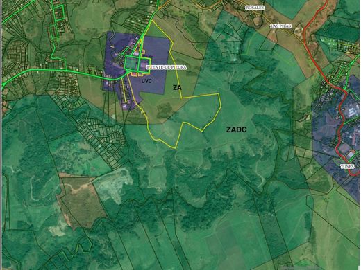 Grond in Grecia, Provincia de Alajuela