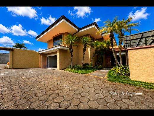 Maison de luxe à Santo Domingo, Provincia de Heredia