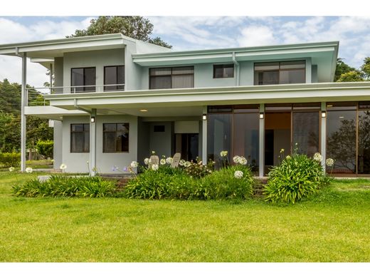 Casa de luxo - Concepción, La Unión