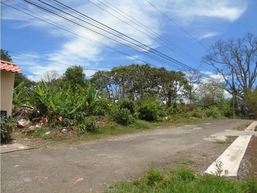 Grundstück in Santo Domingo, Provincia de Heredia