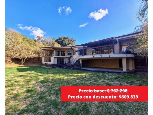 Luxus-Haus in Guachipelín, Escazú