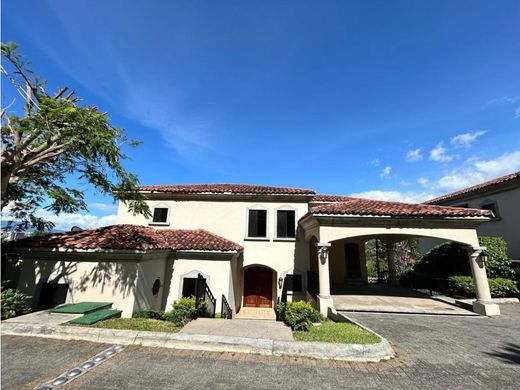 Maison de luxe à Escazú, Provincia de San José