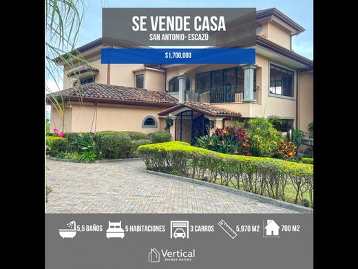 Escazú, Provincia de San Joséの高級住宅