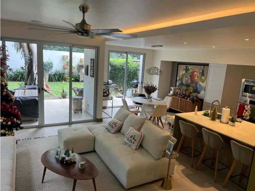 Casa de lujo en Santa Ana, Provincia de San José