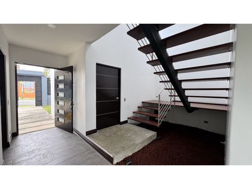 Casa de luxo - Curridabat, Provincia de San José