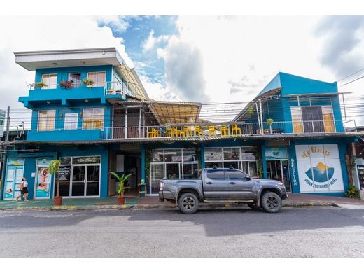 Hotel en La Fortuna, Bagaces