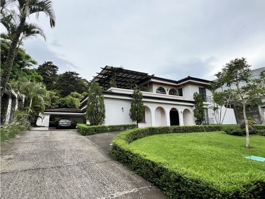 Πολυτελή κατοικία σε Escazú, Provincia de San José