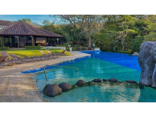 Luxury home in Santa Ana, Provincia de San José