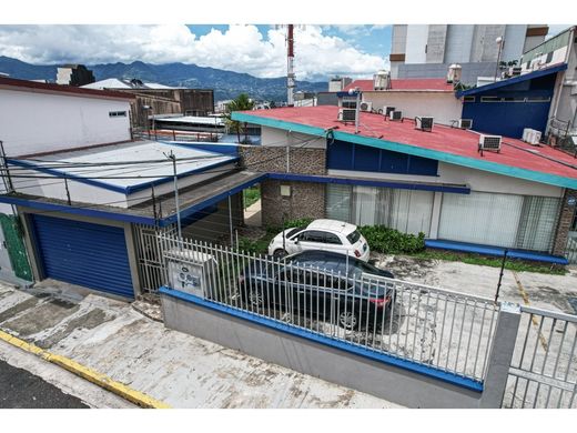 Kantoor in Escalante, Goicoechea