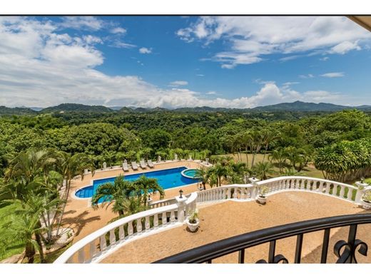 호화 저택 / Atenas, Provincia de Alajuela