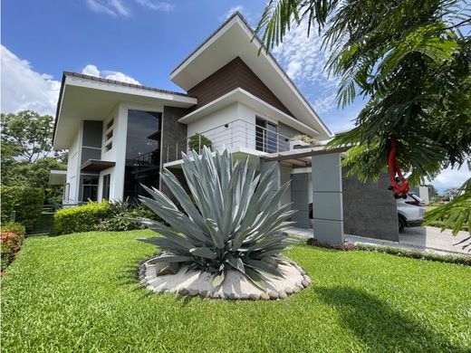 Luxus-Haus in Guácima, Cantón de Alajuela