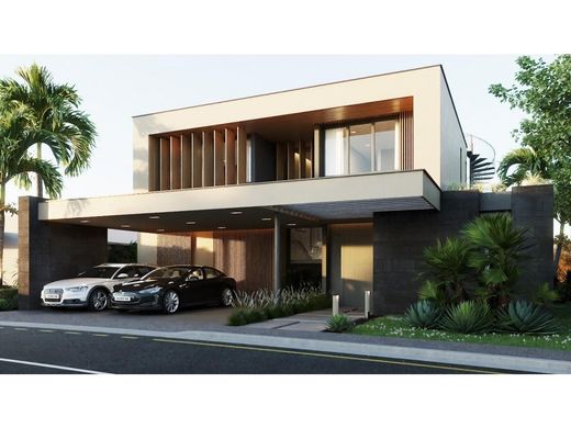 Luksusowy dom w Herradura, Garabito