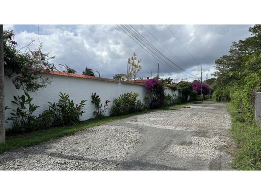 豪宅  Santo Domingo, Provincia de Heredia