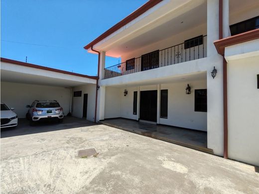 Элитный дом, Santo Domingo, Provincia de Heredia