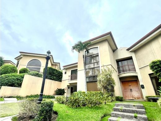 Casa di lusso a Escazú, Provincia de San José