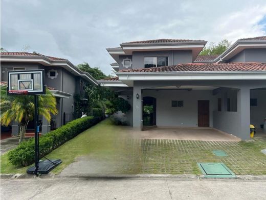 Complesso residenziale a Escazú, Provincia de San José