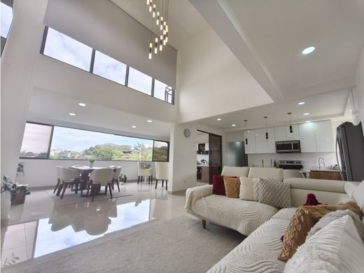 Luxury home in San Vicente de Moravia, Moravia