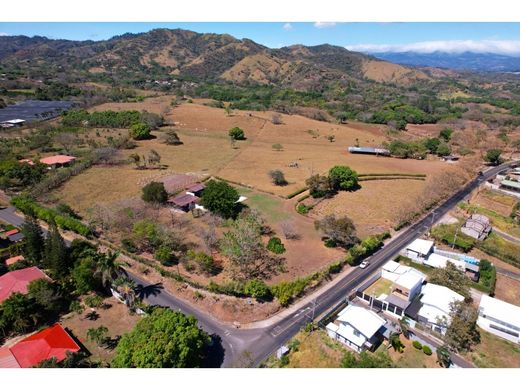 Land in Atenas, Provincia de Alajuela