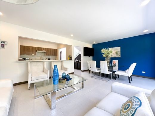 Casa di lusso a Escazú, Provincia de San José