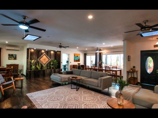 Casa de lujo en Sámara, Nicoya