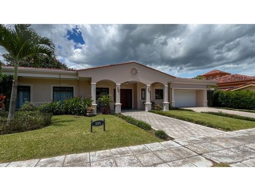 Landhuis in Santa Ana, Provincia de San José