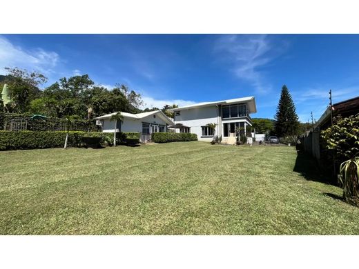 Luxe woning in Escazú, Provincia de San José