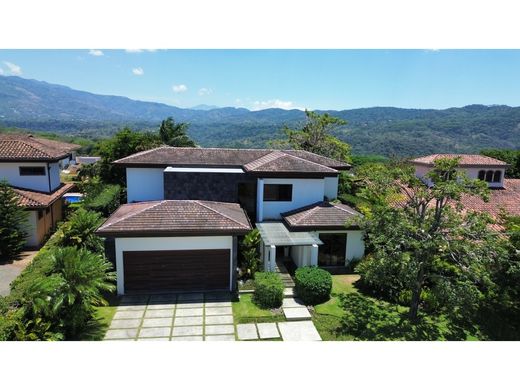 Guácima, Cantón de Alajuelaの高級住宅