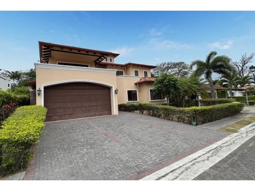 Casa di lusso a Santa Ana, Provincia de San José