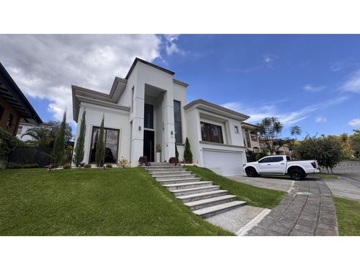 Luxury home in San José, Cantón de San José