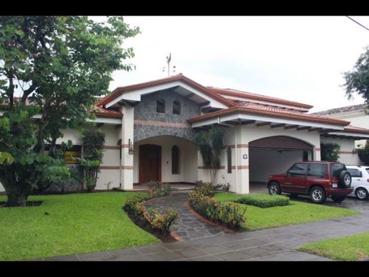 Maison de luxe à Santa Ana, Provincia de San José
