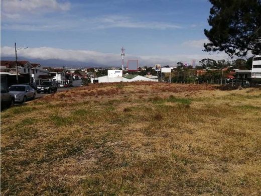 Land in San José, Cantón de San José
