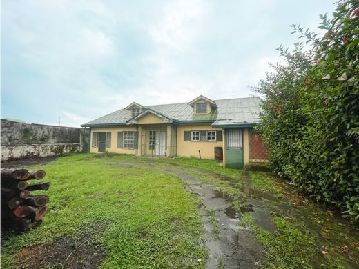 Terrain à Guadalupe, Goicoechea