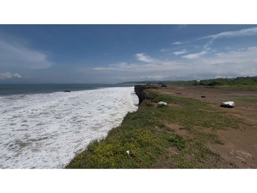 地皮  Bajamar, Garabito
