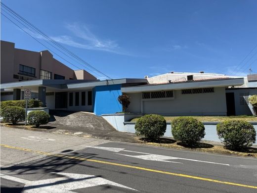 Edificio en Curridabat, Provincia de San José