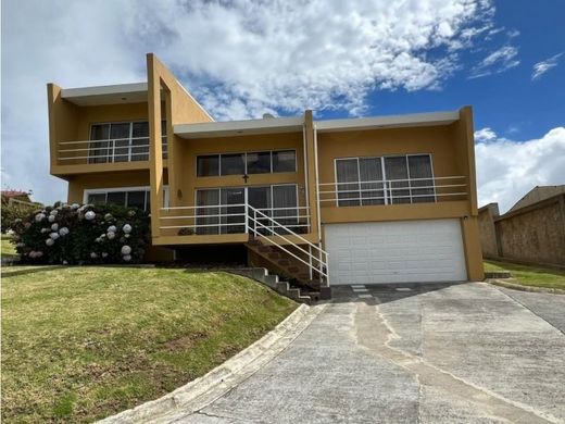Luxury home in Cartago, Cantón de Cartago